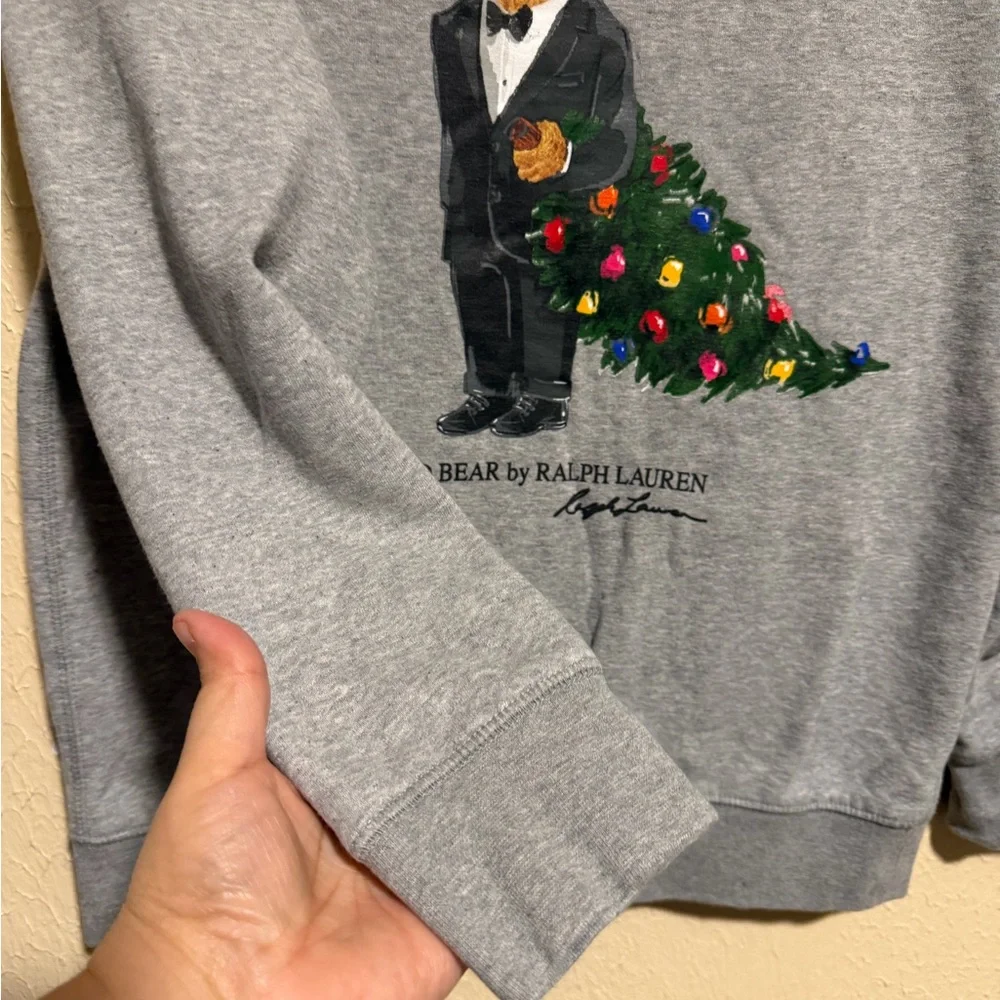 Polo by Ralph Lauren Kids Gray Sweatshirt with Bear and Tree Design‎ Size large